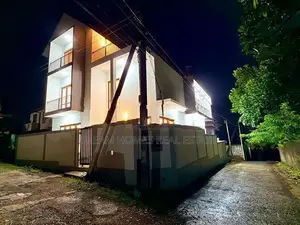 Architect-Designed Super Luxury House for Sale – Hokandara
