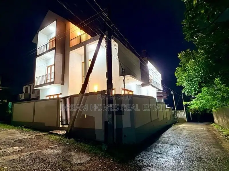 Architect-Designed Super Luxury House for Sale – Hokandara