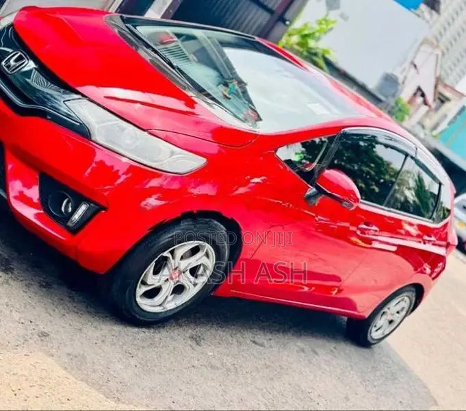 Honda Fit GP5 2013