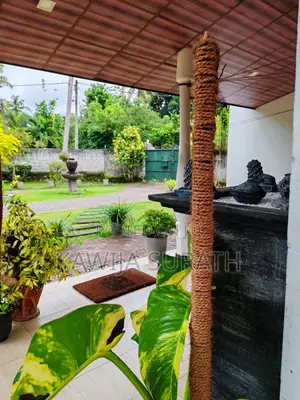 Furnished 4bdrm House in Ja-Ela for sale