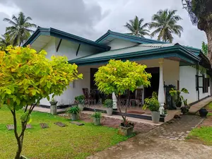 Furnished 4bdrm House in Ja-Ela for sale