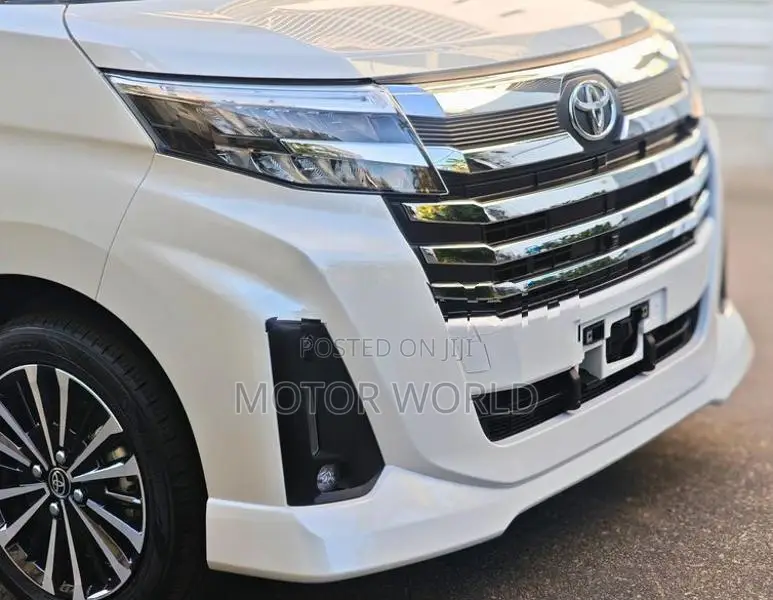 Toyota Roomy 2025
