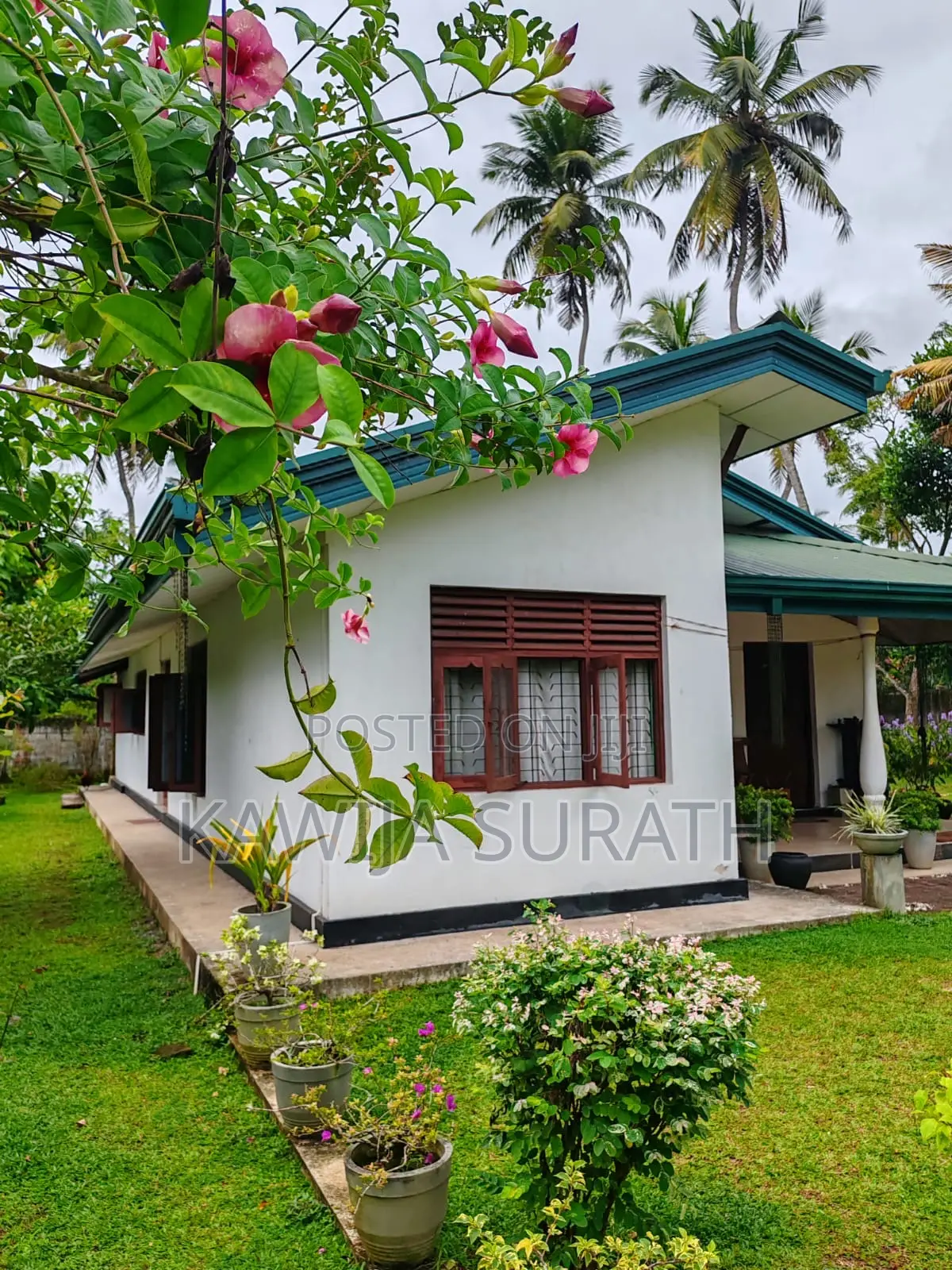 Furnished 4bdrm House in Ja-Ela for sale