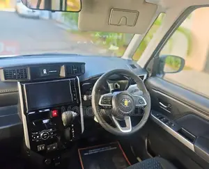 Toyota Roomy 2025