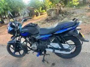 Bajaj Discover used 2012