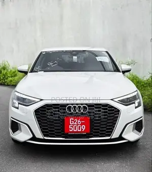 Audi A3 Advanced Leather PKG 2024