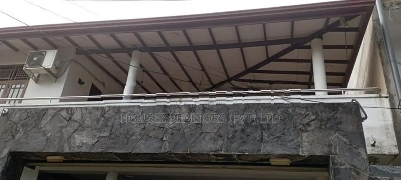 Two Storey House for Sale in Piliyandala