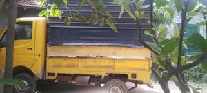 Tata Dimo Batta 2011