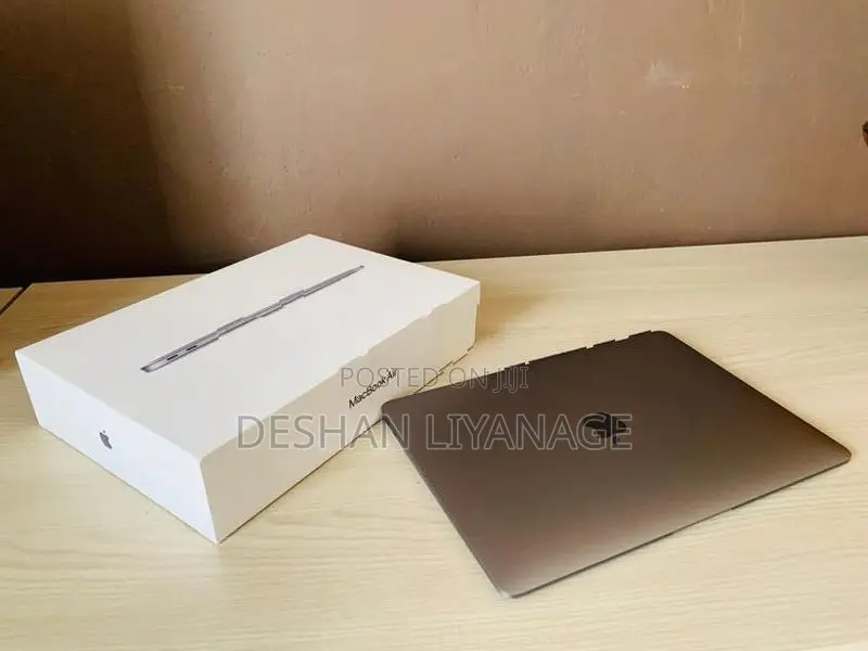 Apple MacBook Air 13" 256GB i5