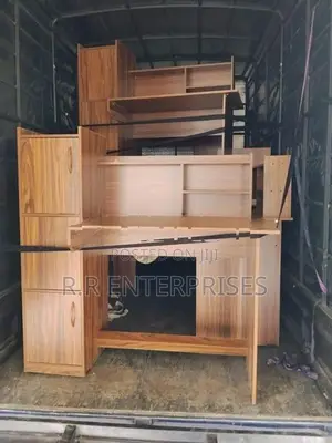 Melamine Office Table