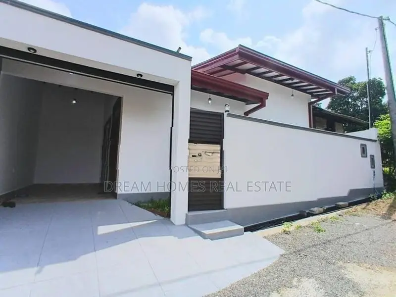 3 Bedroom House for Sale in Piliyandala