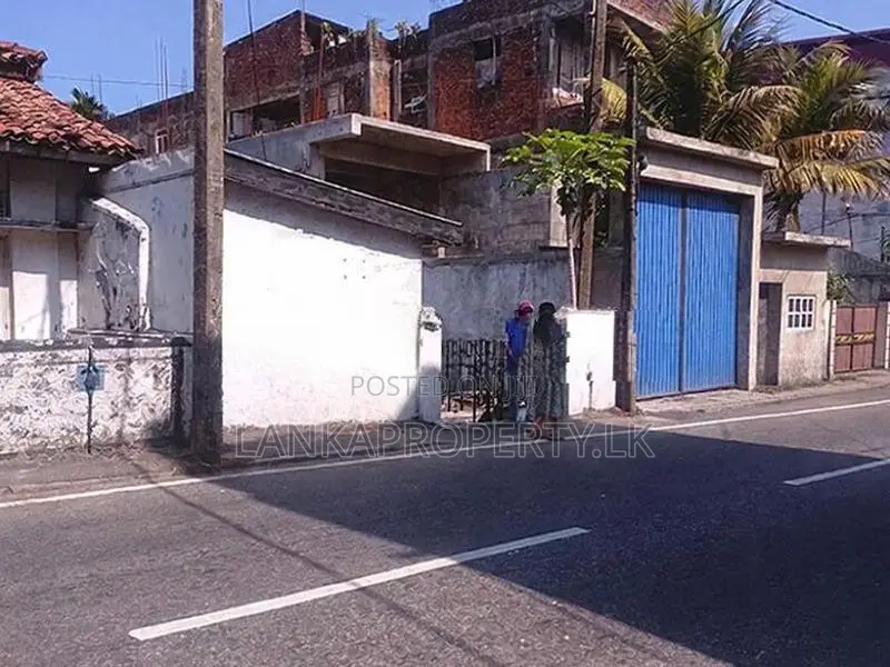 Commercial/ Residential Property for Sale – Muthuwella Road, Colombo 1