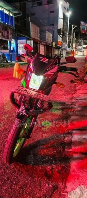 Bajaj Pulsar 150 2006