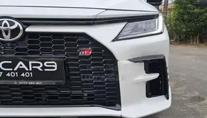 Toyota Yaris Ativ GR 1.5 HEV 2025