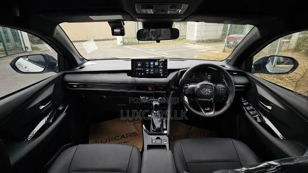 Toyota Yaris Ativ GR 1.5 HEV 2025