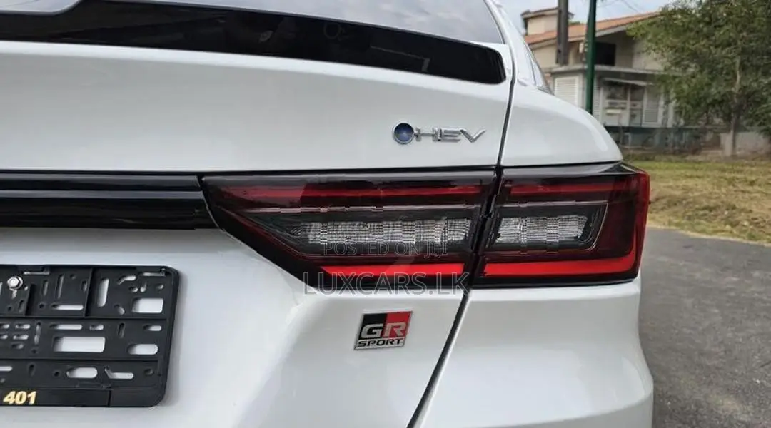 Toyota Yaris Ativ GR 1.5 HEV 2025