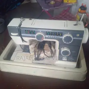 JANOME SEWING MACHINE