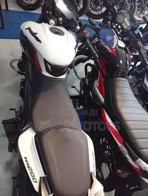 Bajaj Pulsar NS200 2026
