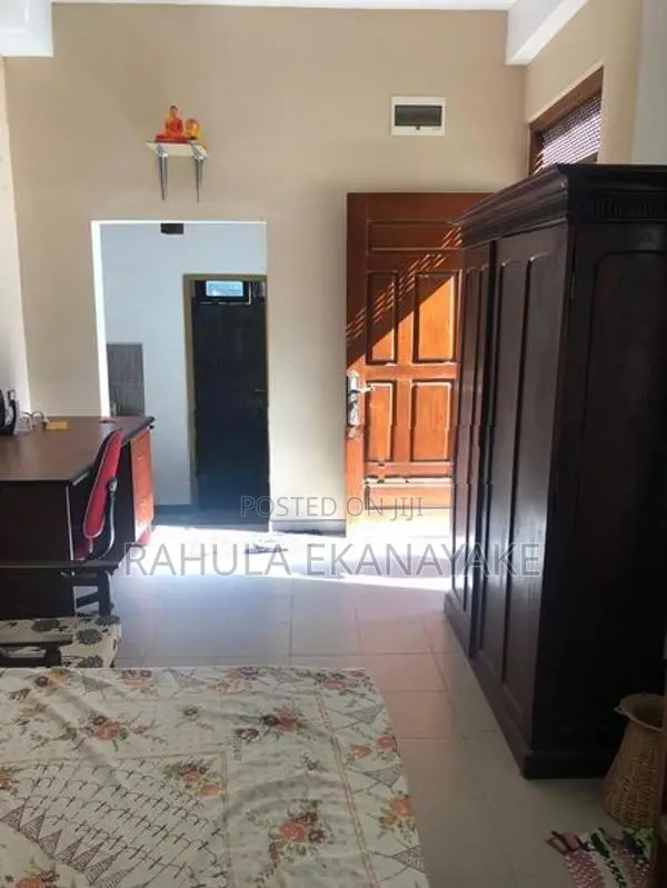 Room for Rent in Aruppola Kandy