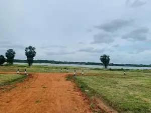 උලුක්කුලම හංදියෙන් පුත්තලම් පාරට ලගින්ම ඉඩමක්