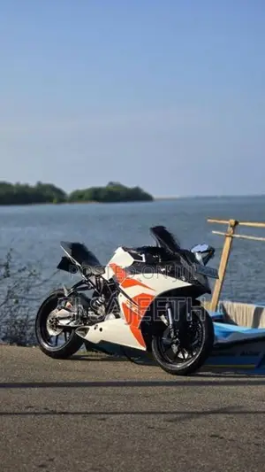 KTM RC 200 2018