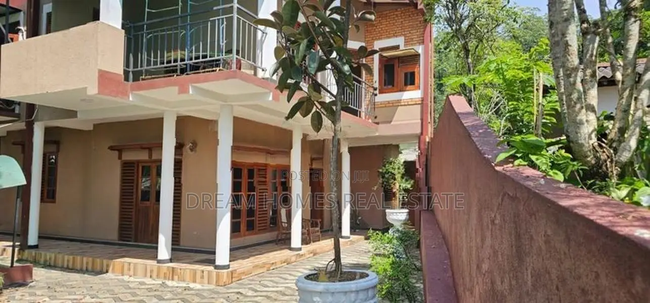 Spacious 2-Storey House for Sale – Ratnapura City