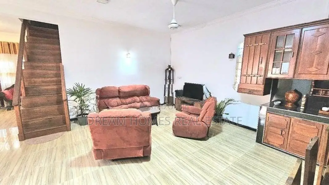 Spacious 2-Storey House for Sale – Ratnapura City