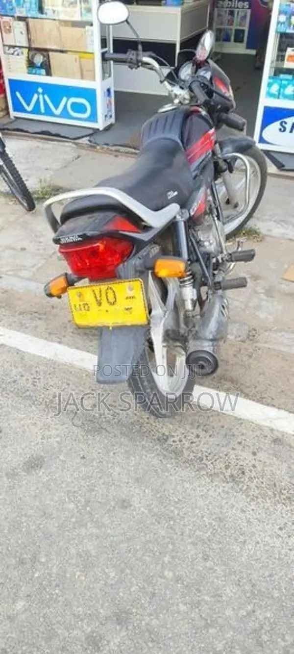 Hero HF Deluxe 2015