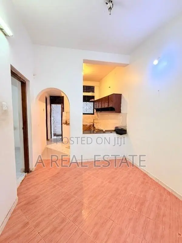 Ground Floor 3 Bedroom House For Rent In Kalubowila Dehiwala