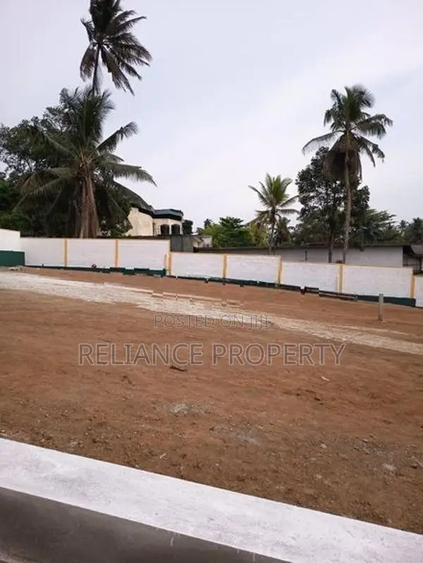 Highly Valuable Land Plots Sale in Homagama -Pitipana