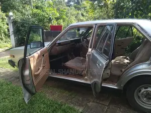 Nissan Sunny 1982