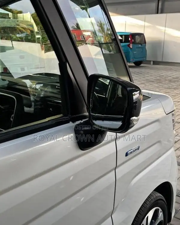 Suzuki Spacia Hybrid XS 2025