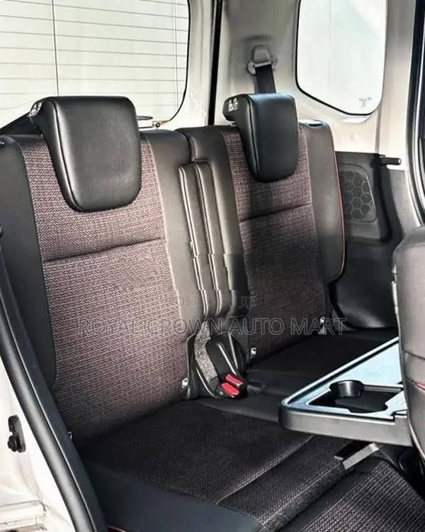 Suzuki Spacia Hybrid XS 2025