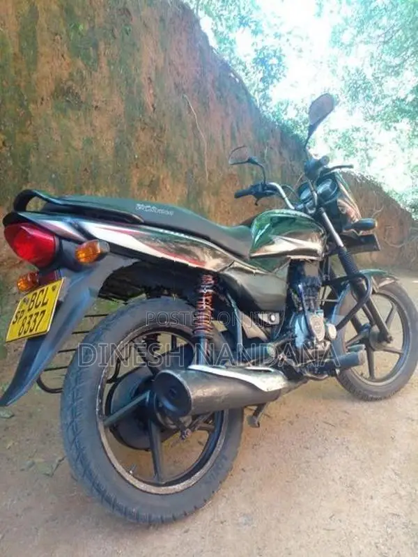Bajaj Platina 100 ES 2015