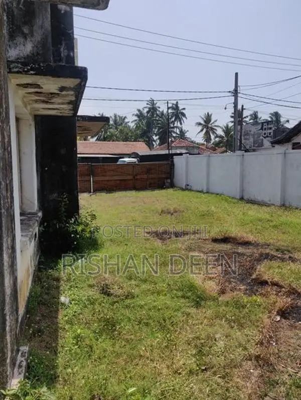 Prime 80P Land for Sale on Main Colombo-Chilaw Road, Negombo
