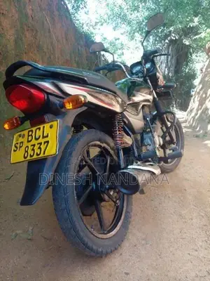 Bajaj Platina 100 ES 2015