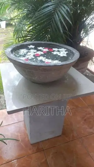 Garden water bowl pokunu pot