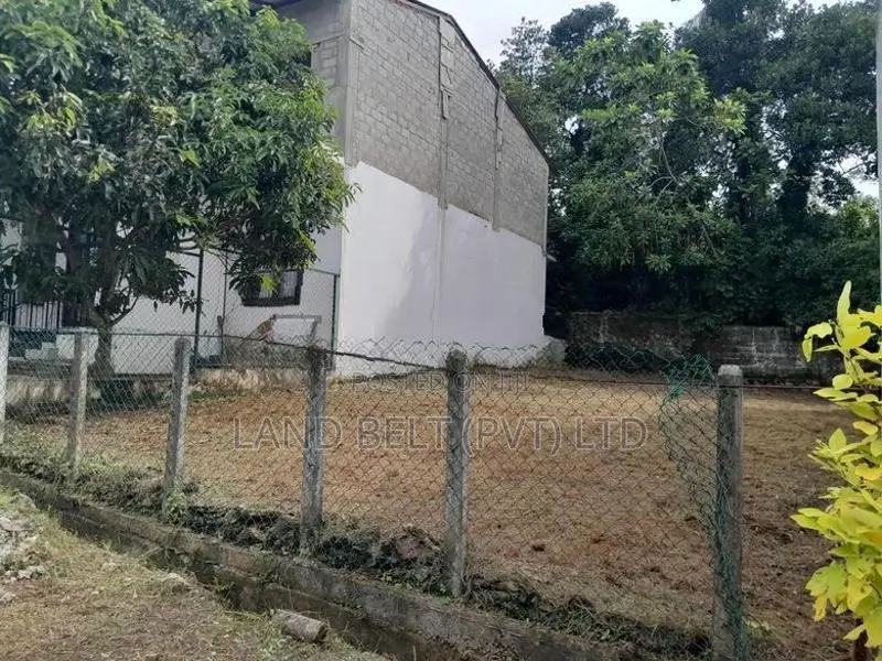 Land for Sale Close to Athurugiriya
