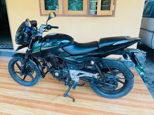 Bajaj Pulsar 180 2011