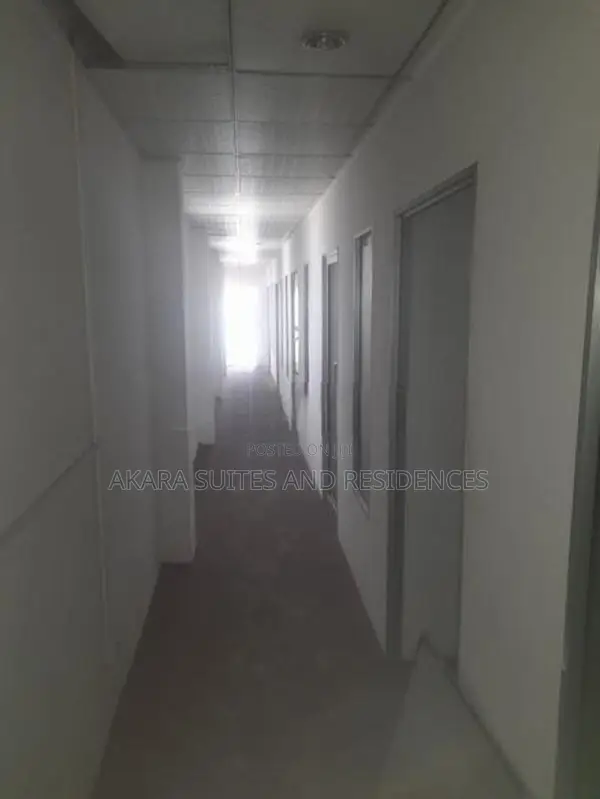 9,000 Sq.ft - Commercial Building for Sale CP34079 Colombo 08