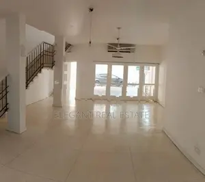Commercial space for Rent in Colombo 07 (A2864)