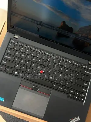 Lenovo ThinnkPad T460s / i5 6th Gen 256GB SSD 8GB RAM