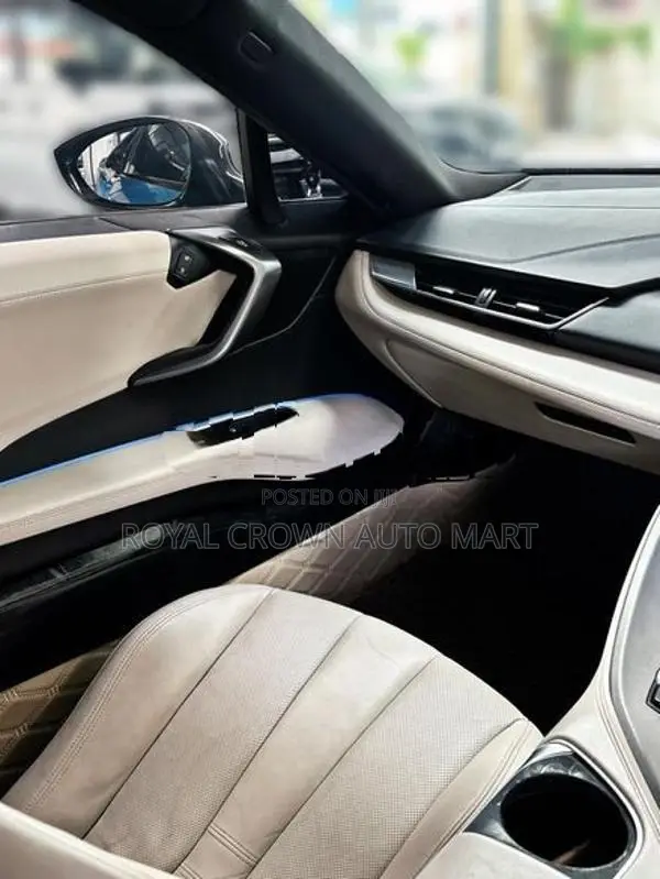 BMW i8 2019