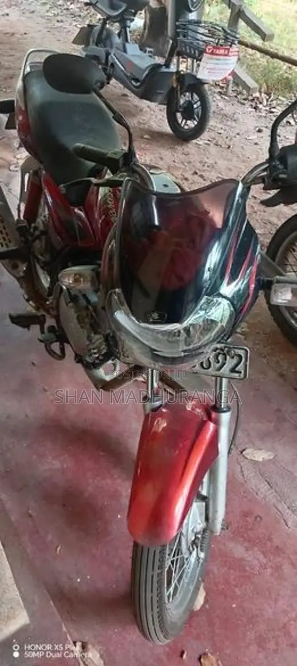 Bajaj Discover 125 2005