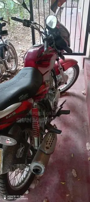 Bajaj Discover 125 2005