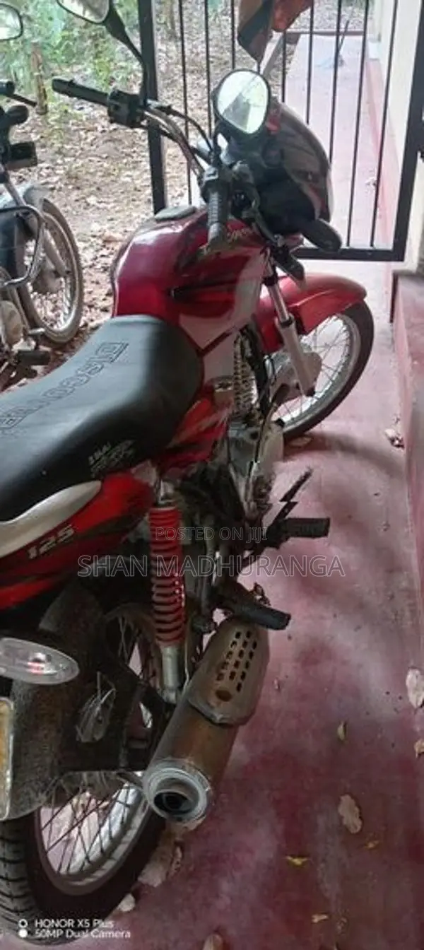 Bajaj Discover 125 2005