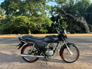 Bajaj CT100 2004