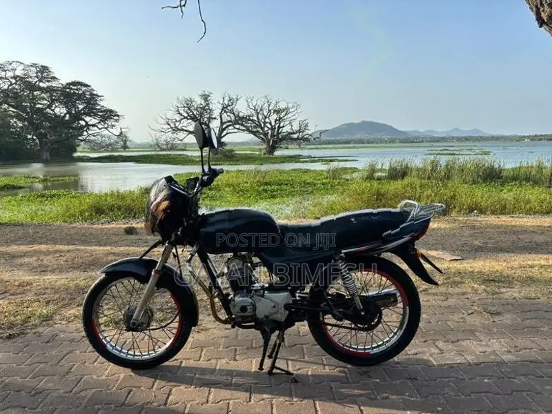 Bajaj CT100 2004