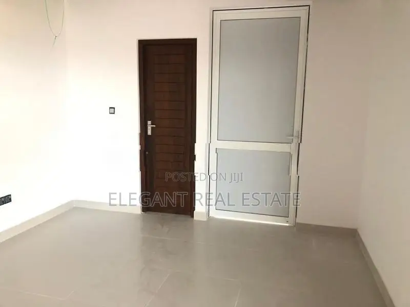 Commercial Building for Rent in Colombo 08 (A2735)