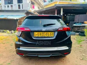 Honda Vezel 2014